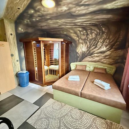 Villa Wellness Club Zlatý lev à Puclice Extérieur photo