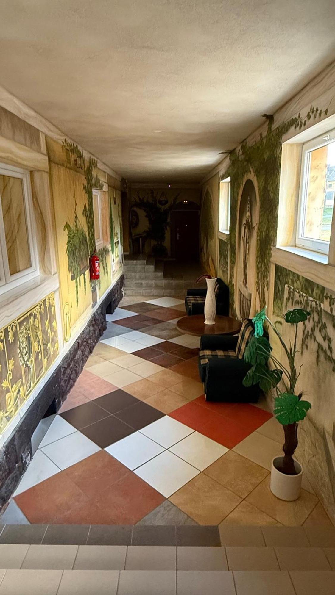 Villa Wellness Club Zlatý lev à Puclice Extérieur photo