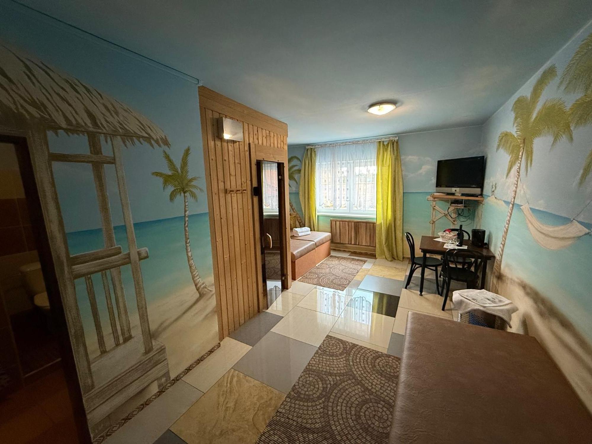 Villa Wellness Club Zlatý lev à Puclice Extérieur photo