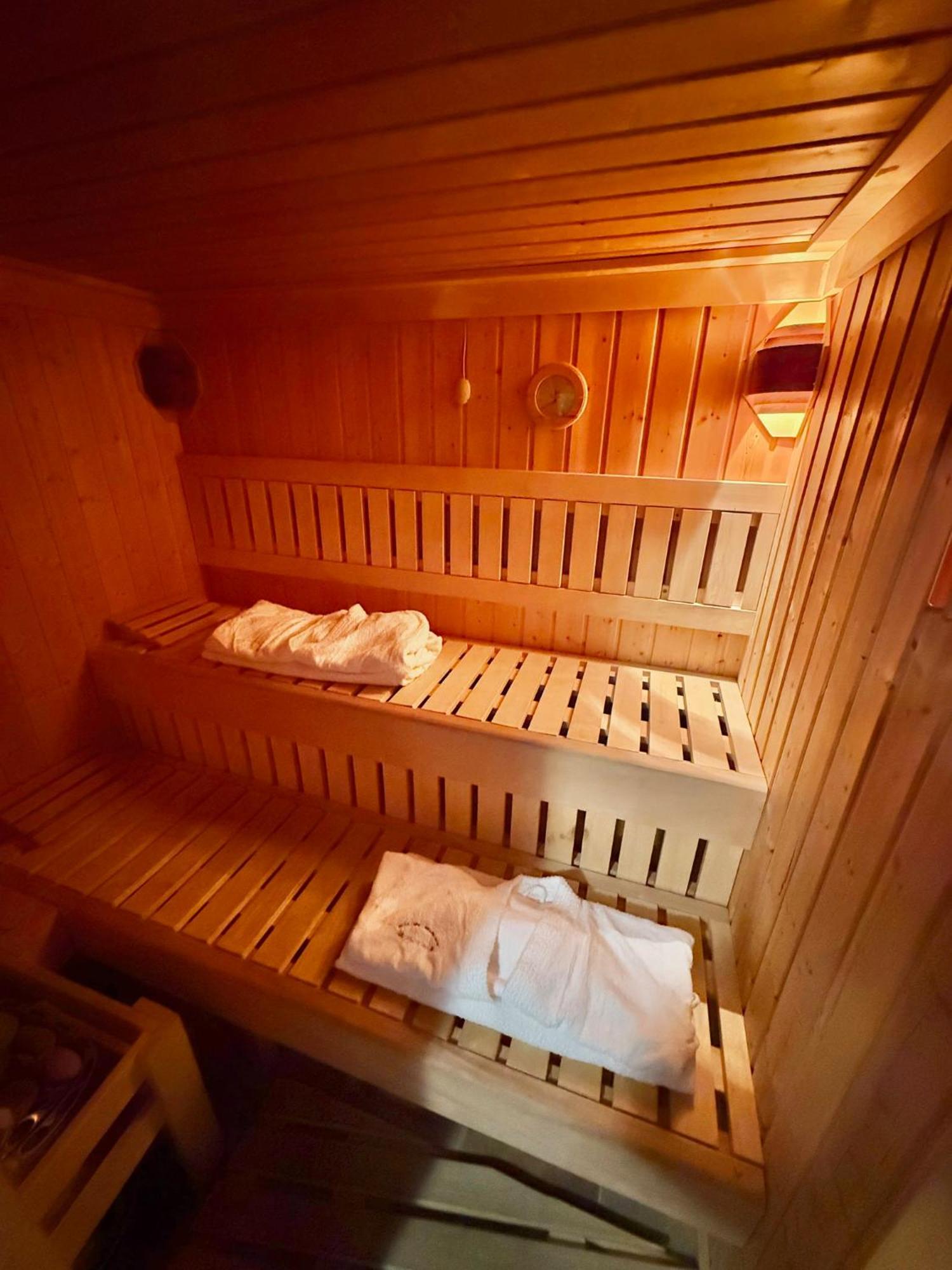 Villa Wellness Club Zlatý lev à Puclice Extérieur photo